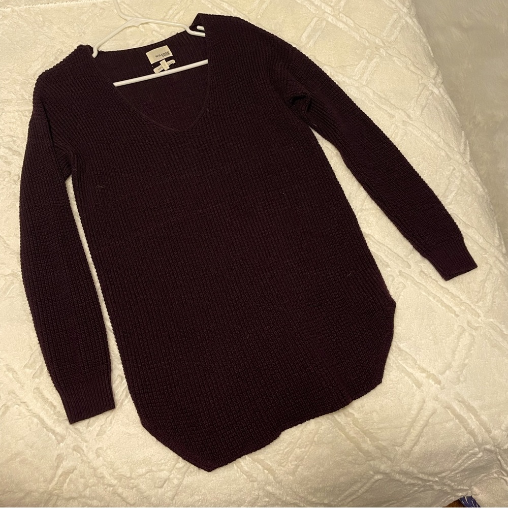 Aritzia Wilfred Free Sweater